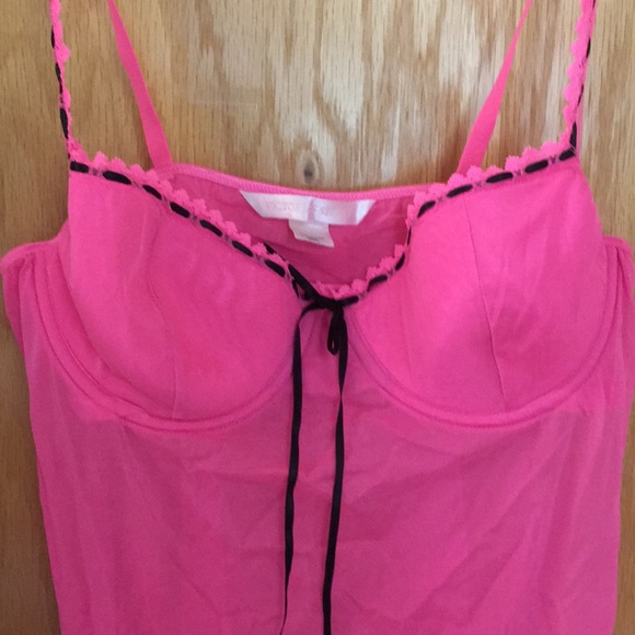 Hot pink slip - Picture 2 of 4
